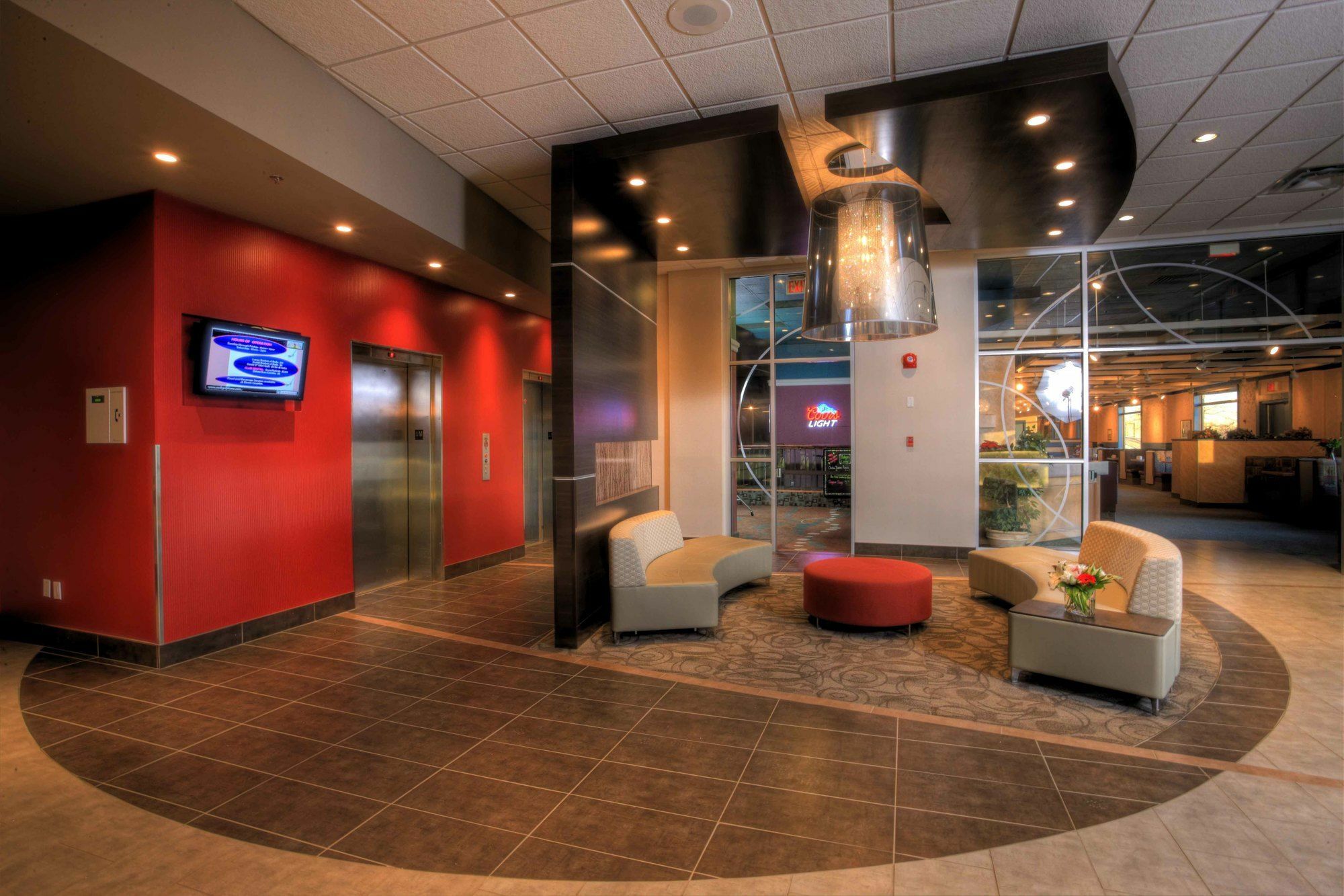 Hotel Ramada By Wyndham Saskatoon Extérieur photo